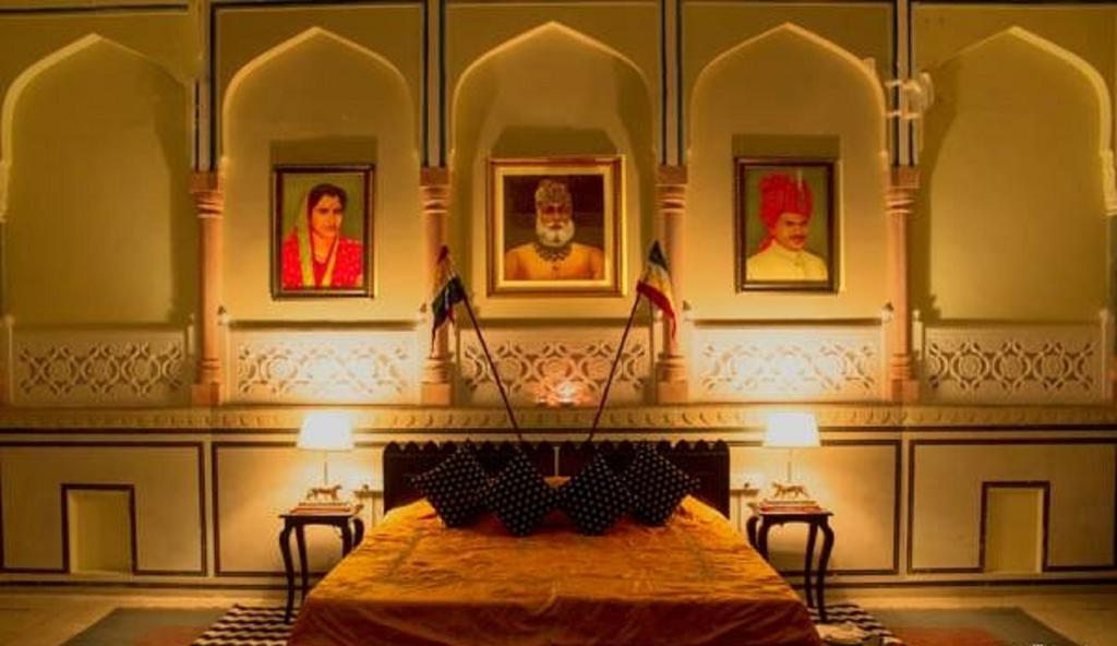 The Umaid Vilas Royal Heritage Haveli Jaipur Habitación foto